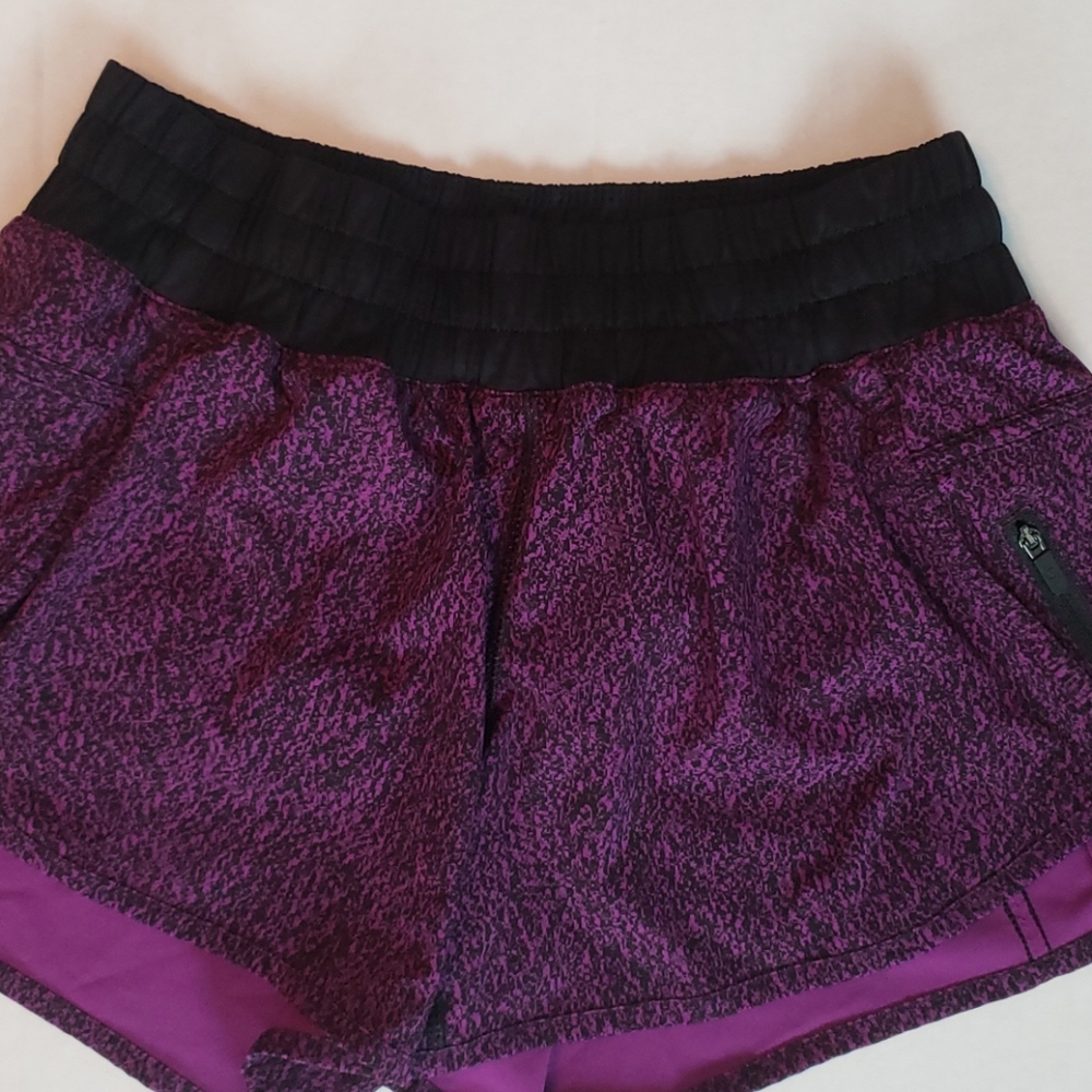 Lululemon Tracker Shorts size 6